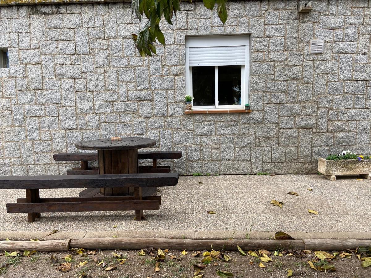 Les Oliveres - apartamento Vilafant Extérieur photo