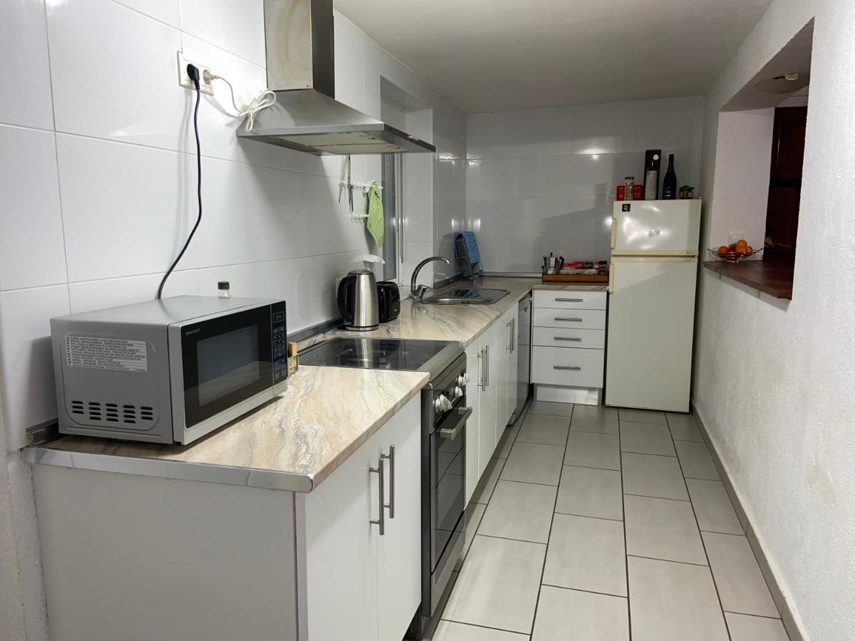 Les Oliveres - apartamento Vilafant Extérieur photo