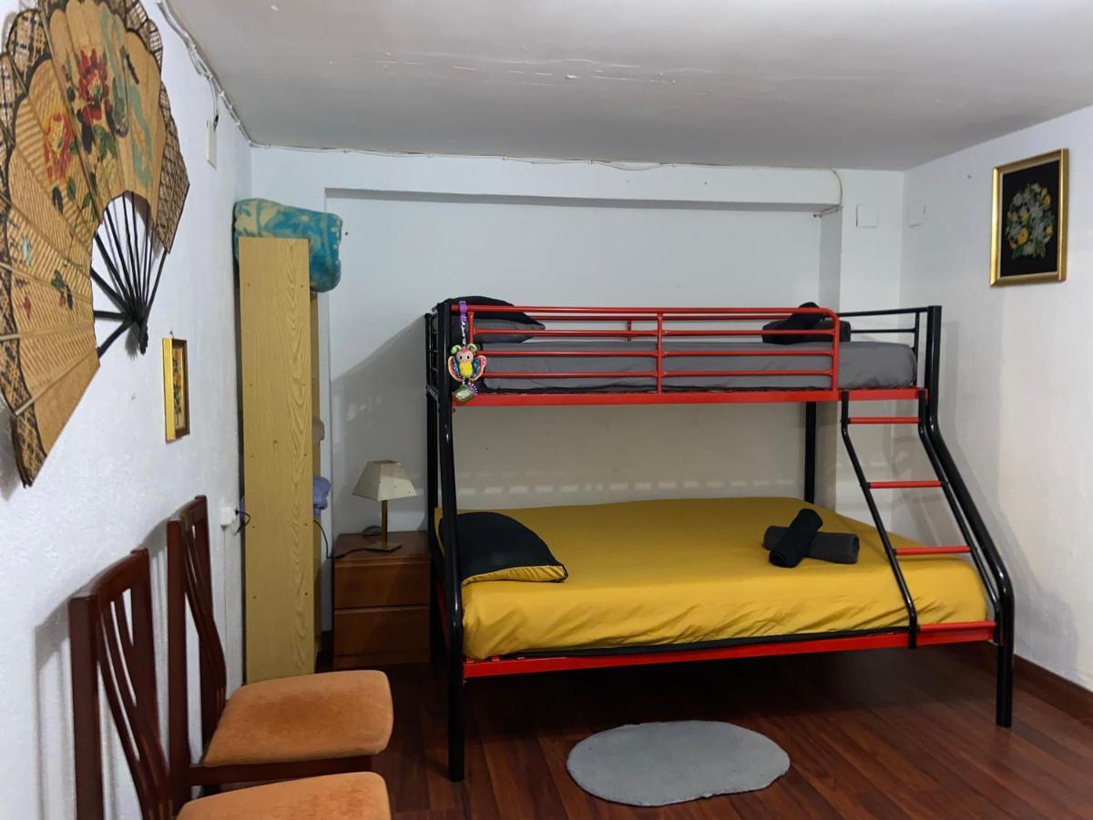 Les Oliveres - apartamento Vilafant Extérieur photo