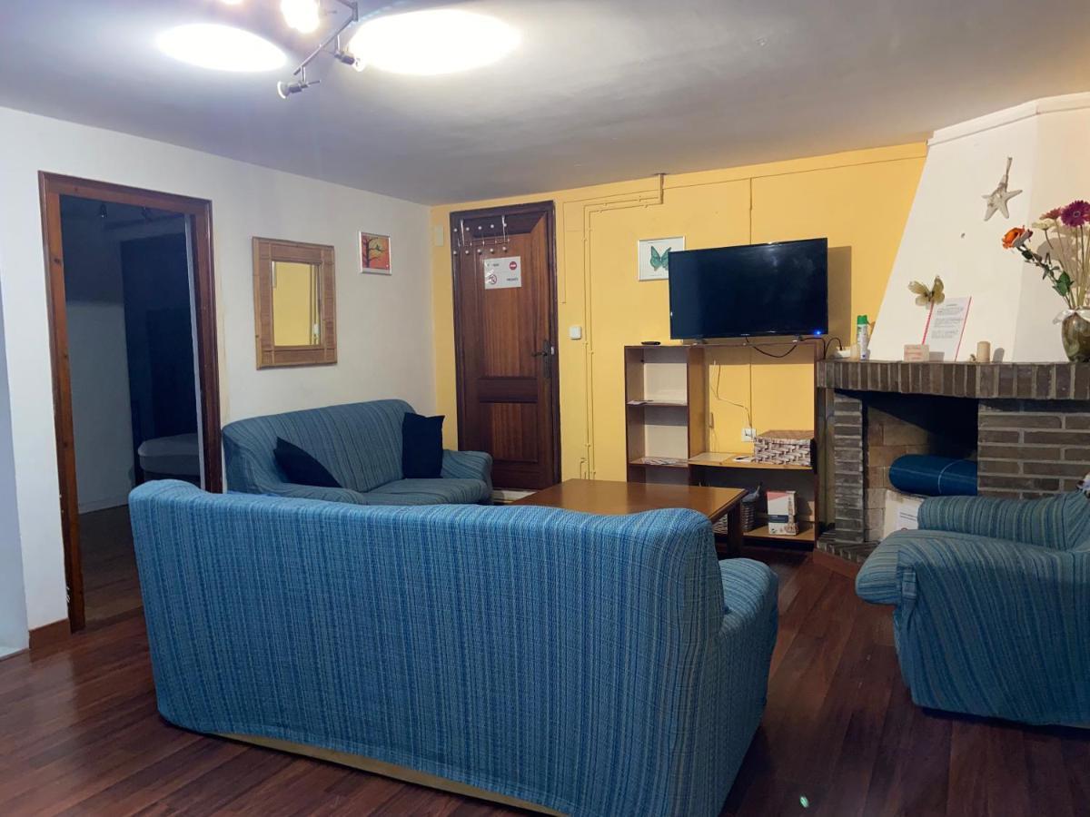 Les Oliveres - apartamento Vilafant Extérieur photo